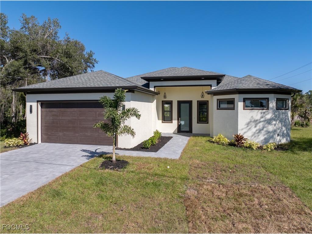 100 Zobora Circle Fort Myers FL 33913 2025020456 image1