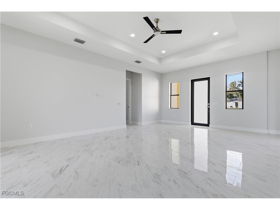 100 Zobora Circle Fort Myers FL 33913 2025020456 image12