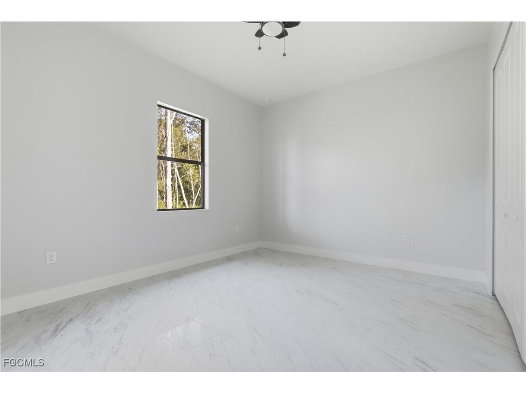 100 Zobora Circle Fort Myers FL 33913 2025020456 image16