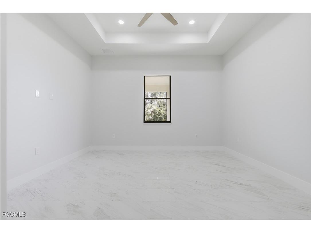 100 Zobora Circle Fort Myers FL 33913 2025020456 image19