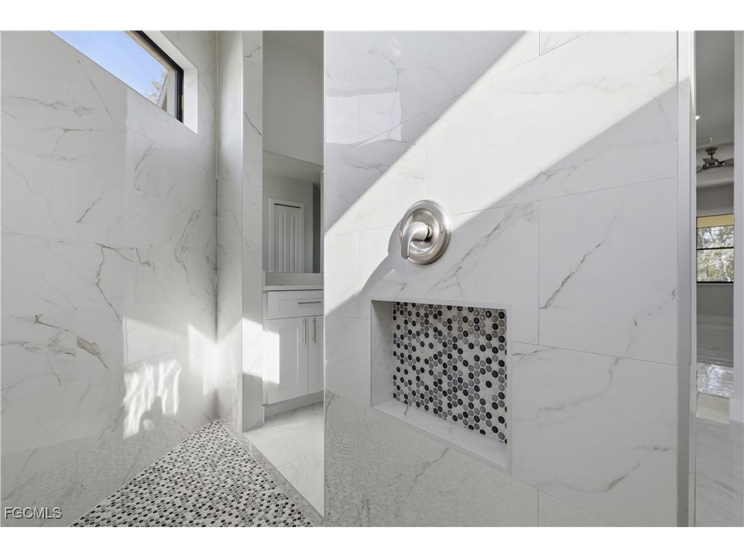 100 Zobora Circle Fort Myers FL 33913 2025020456 image23