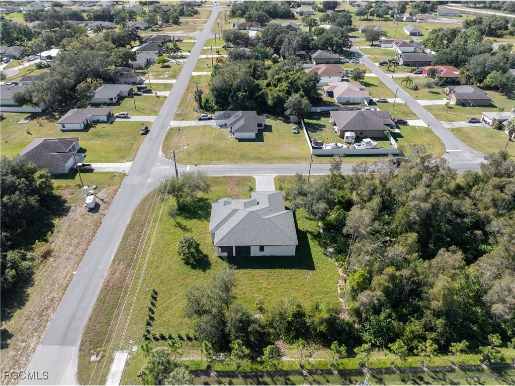 100 Zobora Circle Fort Myers FL 33913 2025020456 image40