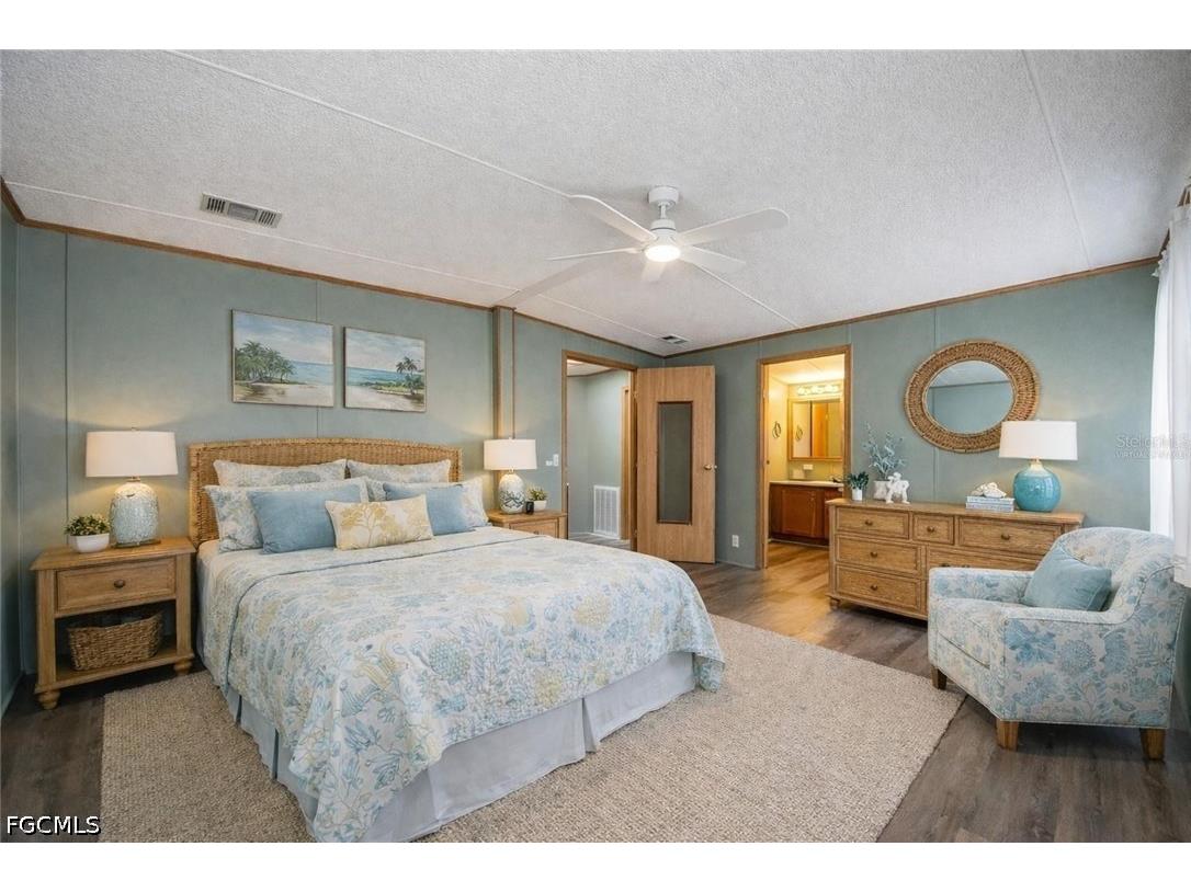 1000 Kings Highway #104 Punta Gorda FL 33980 2026027991 image18