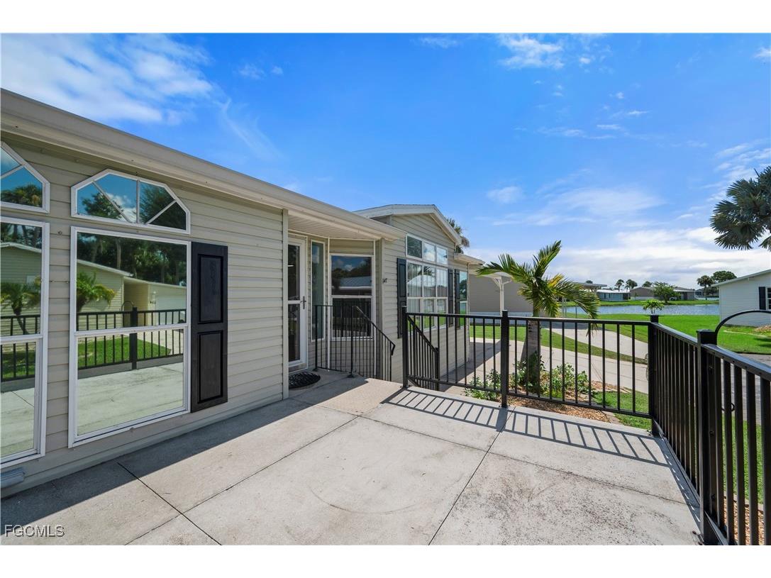 1000 Kings Highway #111 Punta Gorda FL 33980 2025012907 image35