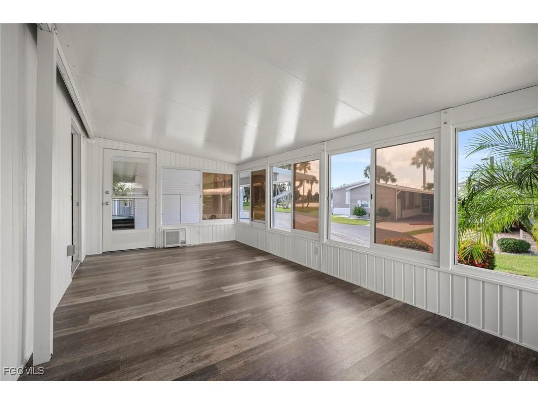 1000 Kings Highway #128 Port Charlotte FL 33980 2026000049 image5