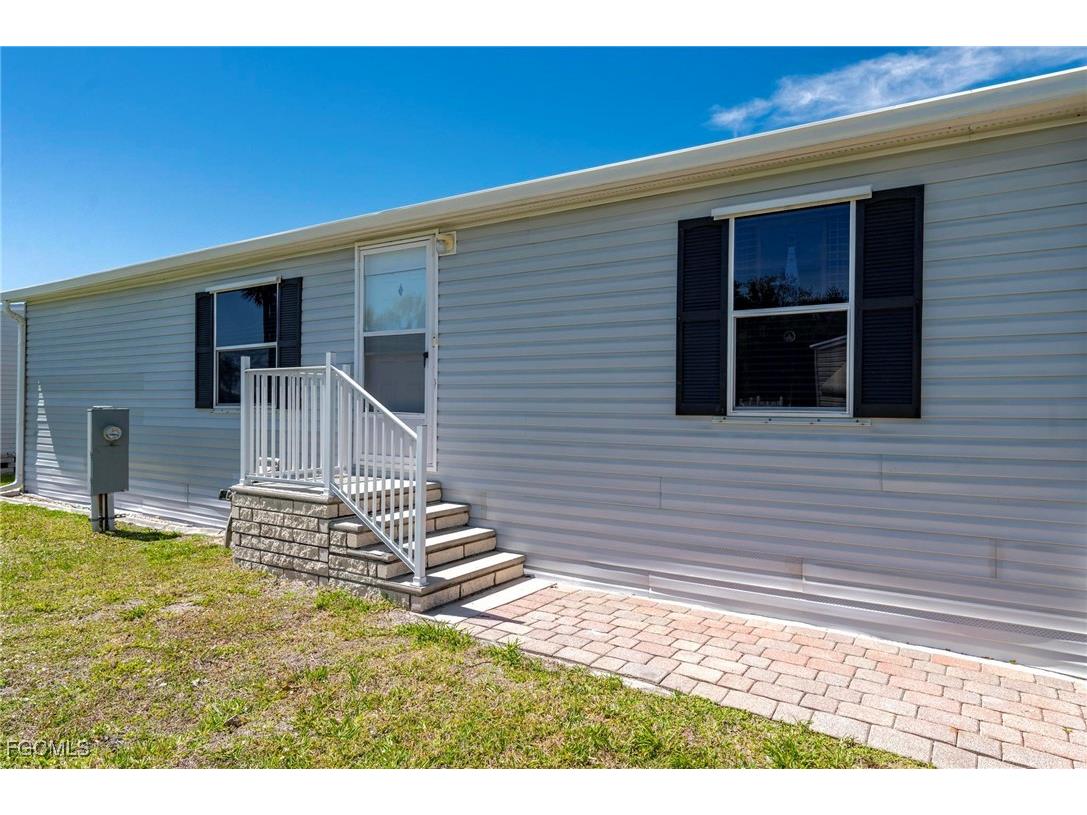 1000 Kings Highway #133 Punta Gorda FL 33980 2025011813 image31