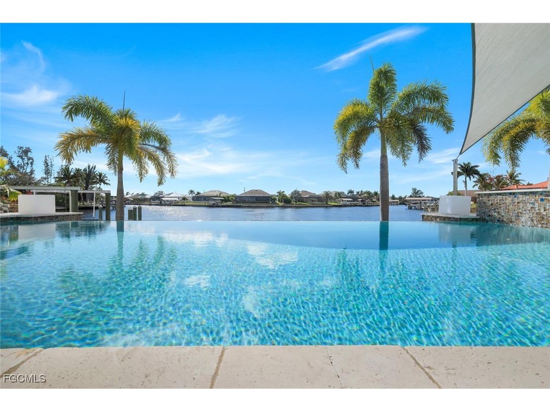 1000 NW 37th Place Cape Coral FL 33993 2025020945 image1