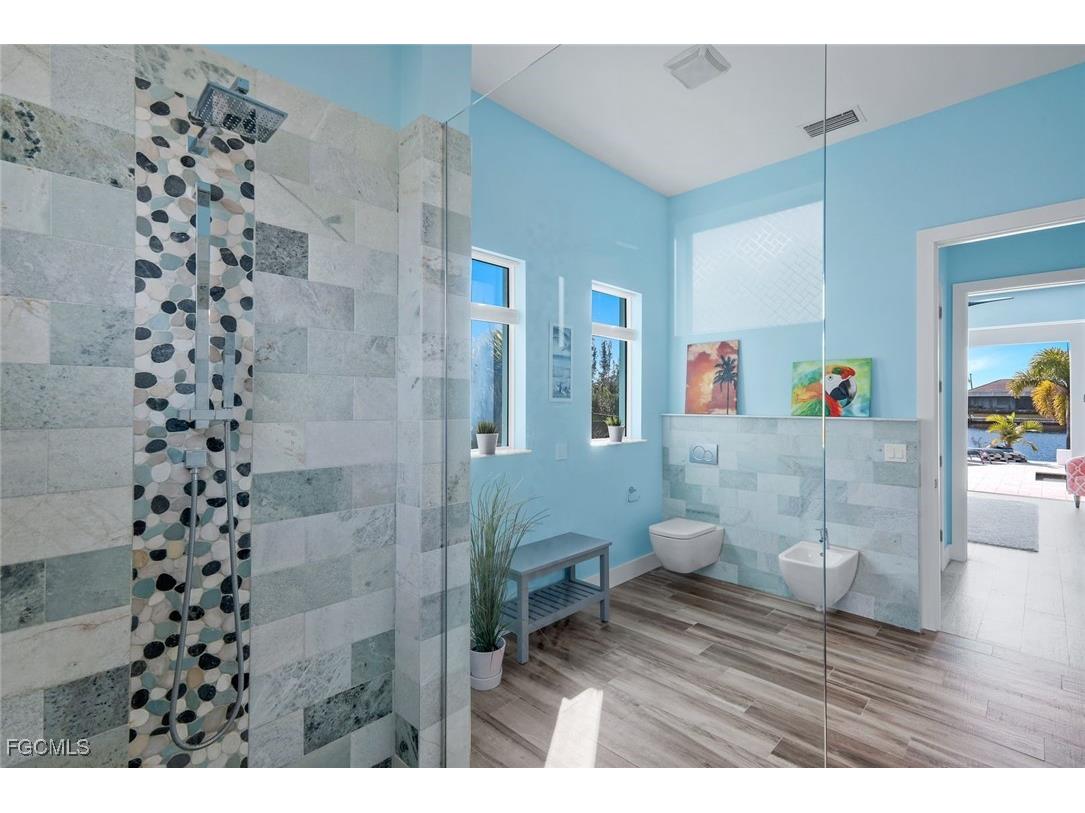 1000 NW 37th Place Cape Coral FL 33993 2025020945 image26