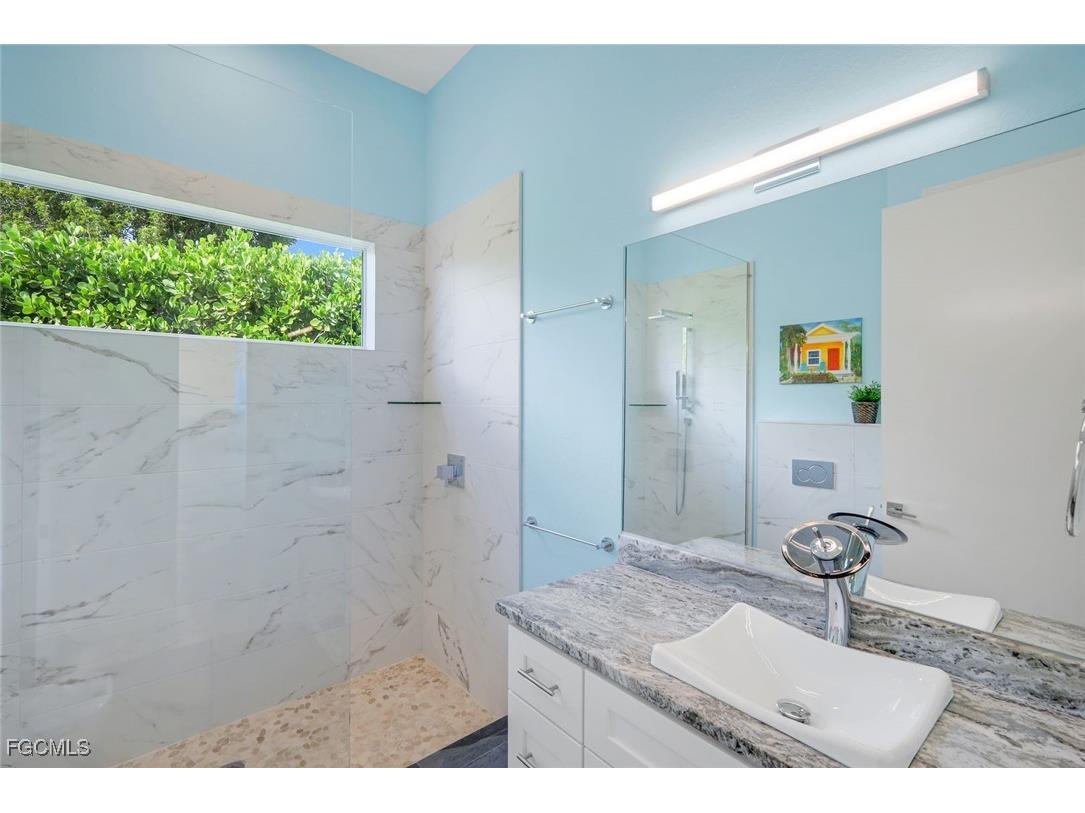 1000 NW 37th Place Cape Coral FL 33993 2025020945 image30