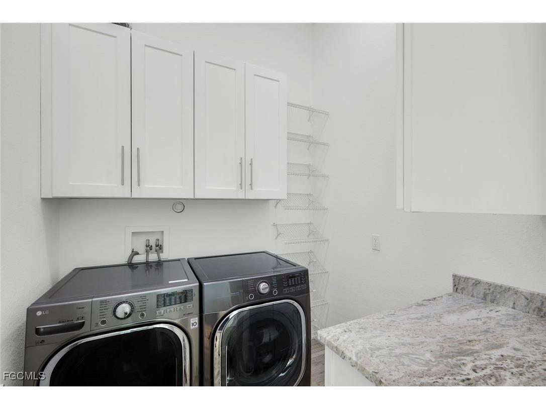 1000 NW 37th Place Cape Coral FL 33993 2025020945 image31