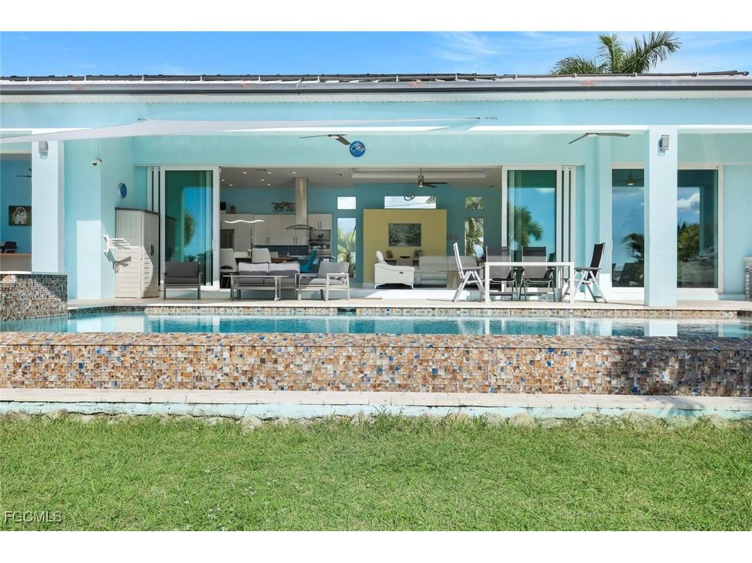 1000 NW 37th Place Cape Coral FL 33993 2025020945 image33