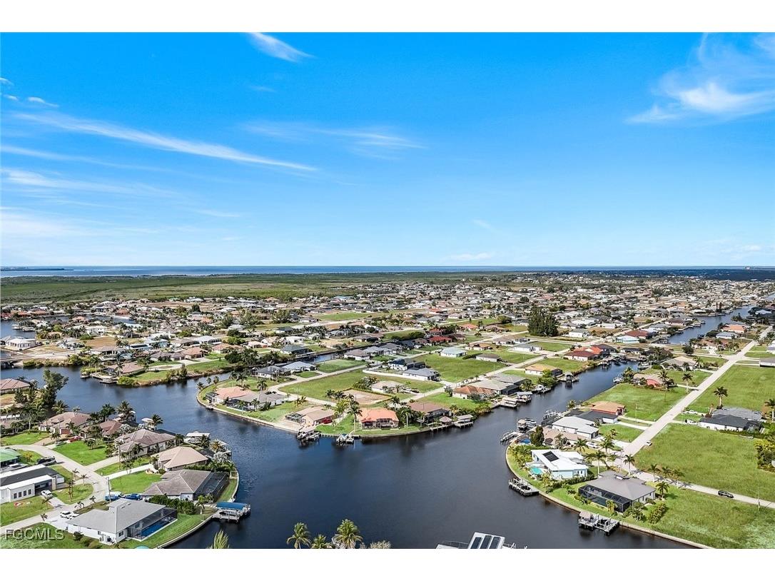 1000 NW 37th Place Cape Coral FL 33993 2025020945 image43