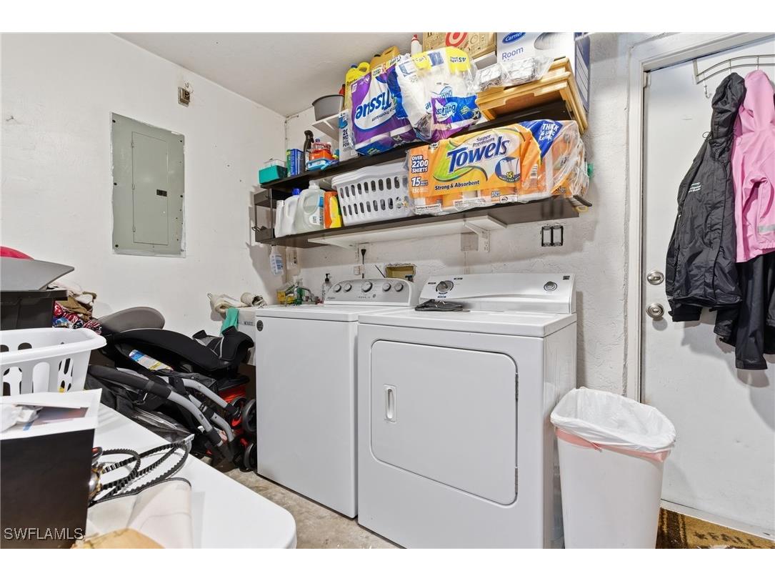 1000 S Alhambra Circle Naples FL 34103 225074439 image21