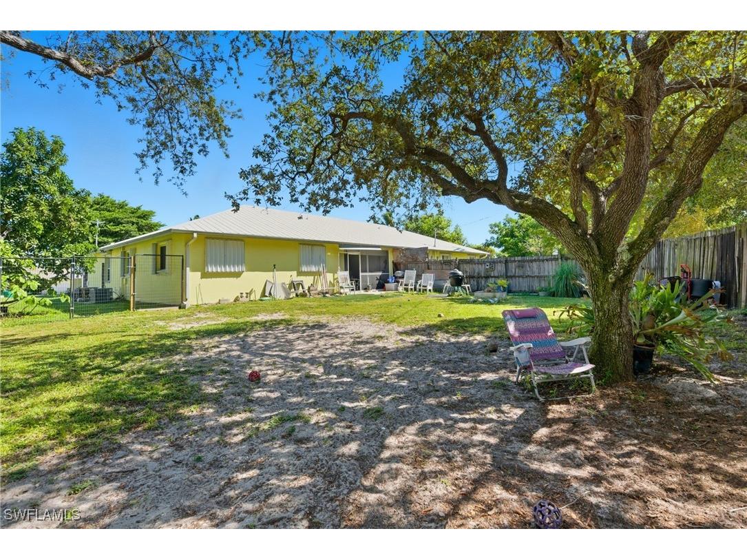 1000 S Alhambra Circle Naples FL 34103 225074439 image44