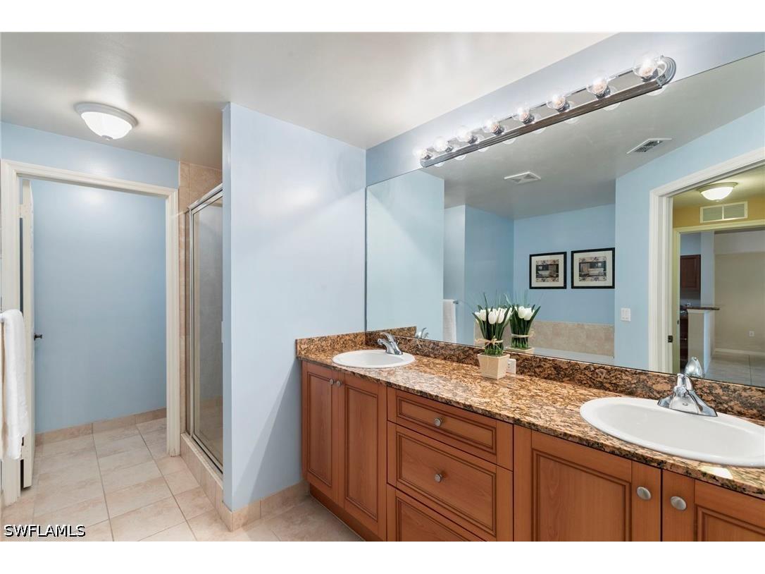 10009 Villagio Gardens Lane #203 Estero FL 33928 226025575 image8