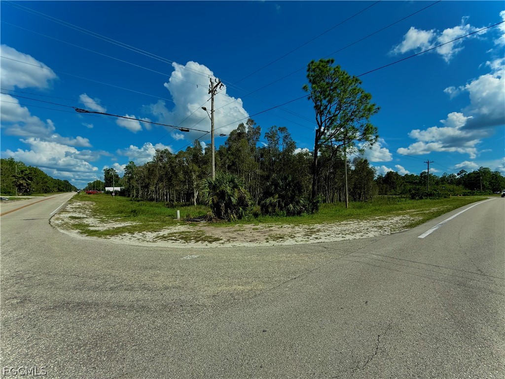 1001/1003 Homestead Road S Lehigh Acres FL 33974 2026007836 image2