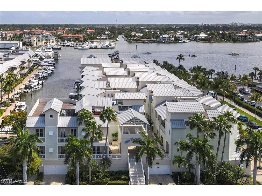 1001 10th Avenue S #204 Naples FL 34102 223071853 image1