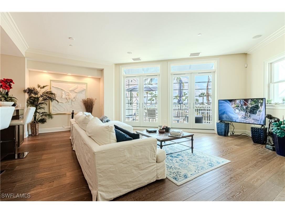 1001 10th Avenue S #211 Naples FL 34102 225022012 image4