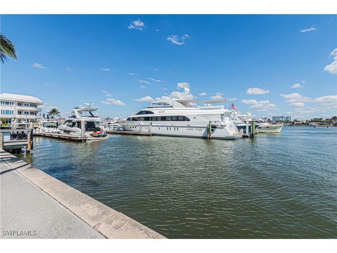 1001 10th Avenue S #211 Naples FL 34102 225022012 image6