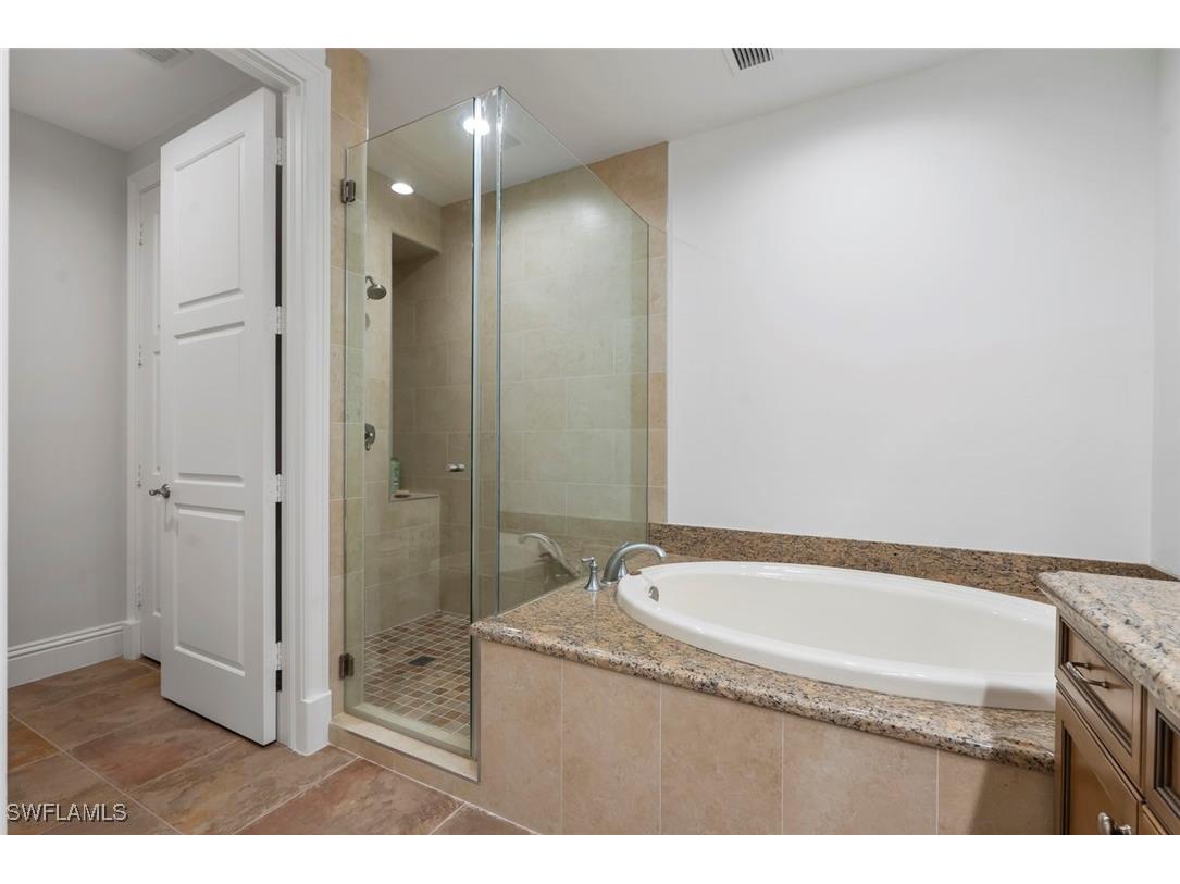 1001 10th Avenue S #C1 Naples FL 34102 225075752 image13