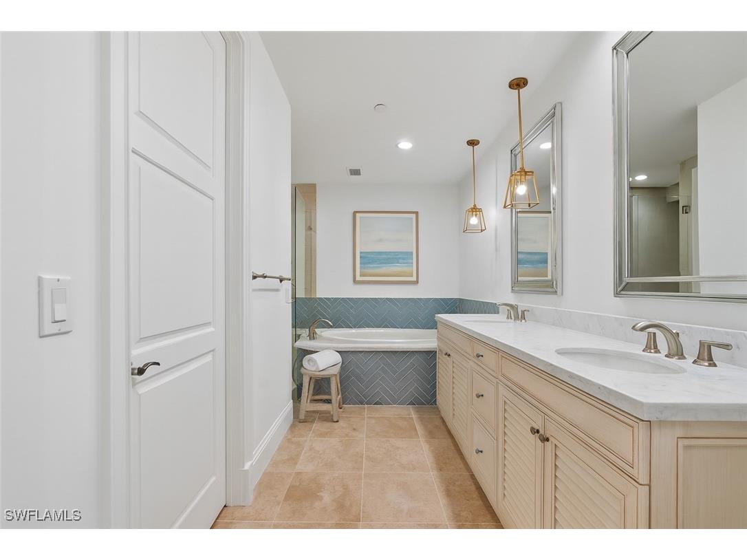 1001 10th Avenue S #C1 Naples FL 34102 225075752 image15