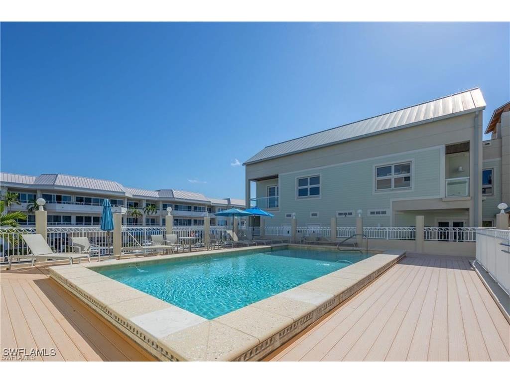 1001 10th Avenue S Naples FL 34102 225063977 image5