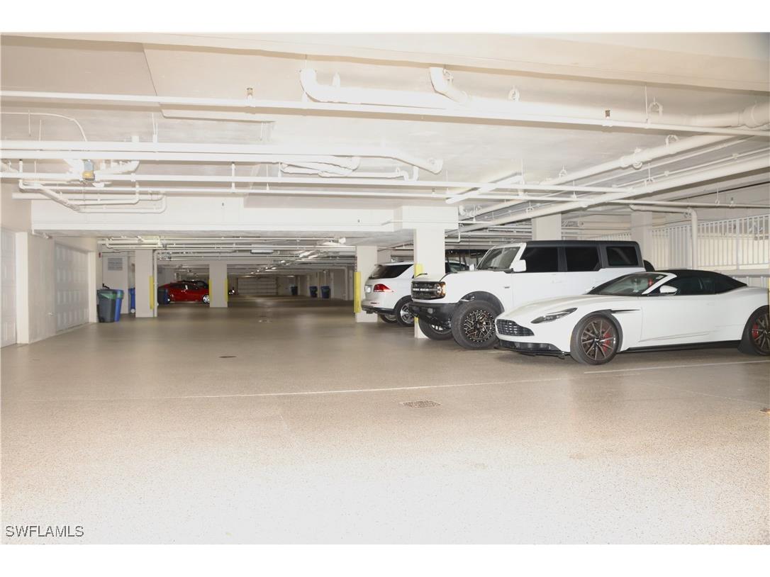 1001 10th Avenue S Naples FL 34102 225068357 image10