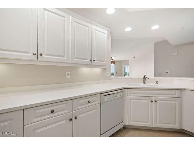 1001 Arbor Lake Drive #202 Naples FL 34110 2025022181 image11