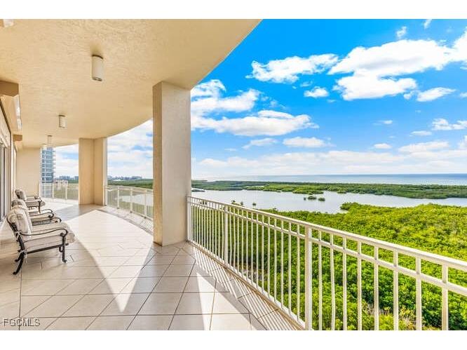 1001 Arbor Lake Drive #202 Naples FL 34110 2025022181 image26