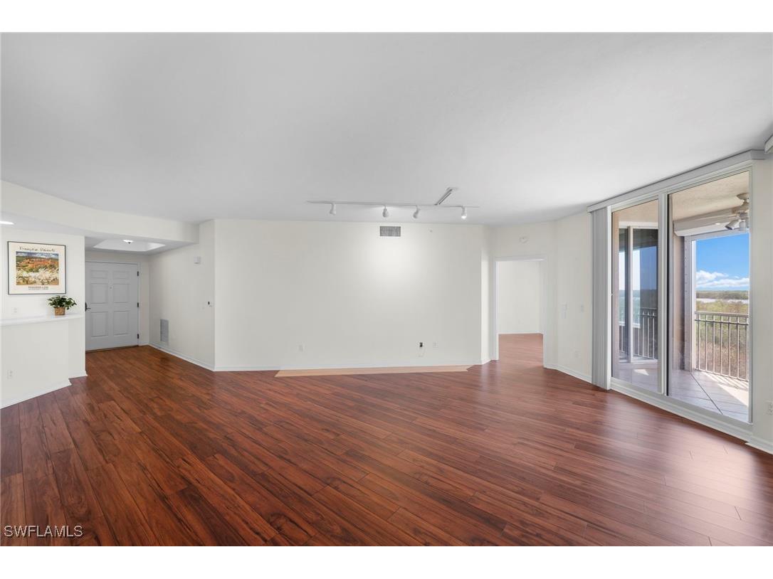 1001 Arbor Lake Drive #307 Naples FL 34110 224086715 image6