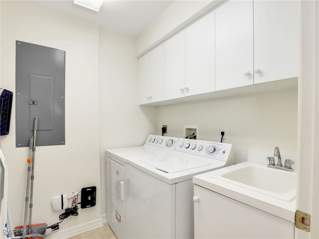 1001 Arbor Lake Drive #902 Naples FL 34110 225065875 image18