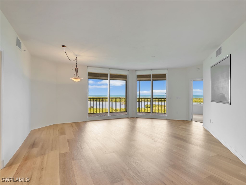 1001 Arbor Lake Drive #902 Naples FL 34110 225065875 image2