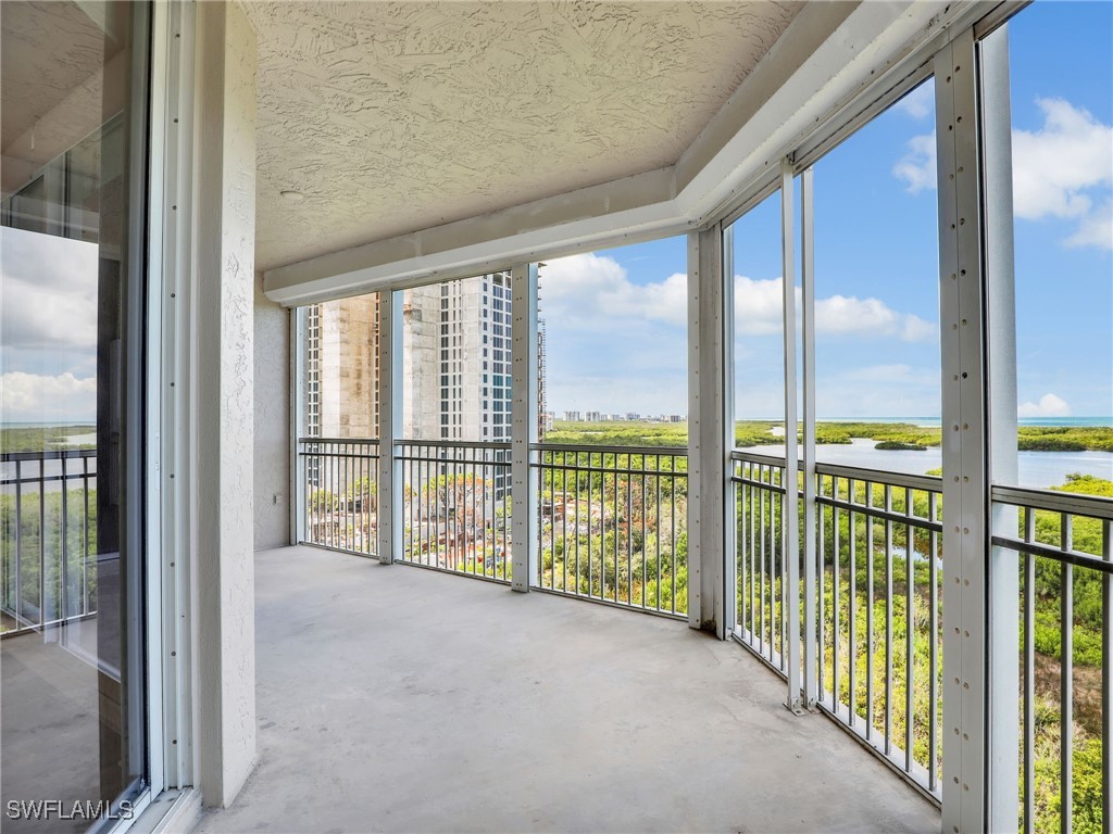 1001 Arbor Lake Drive #902 Naples FL 34110 225065875 image20