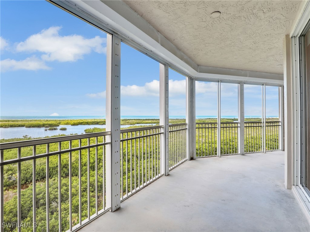 1001 Arbor Lake Drive #902 Naples FL 34110 225065875 image21