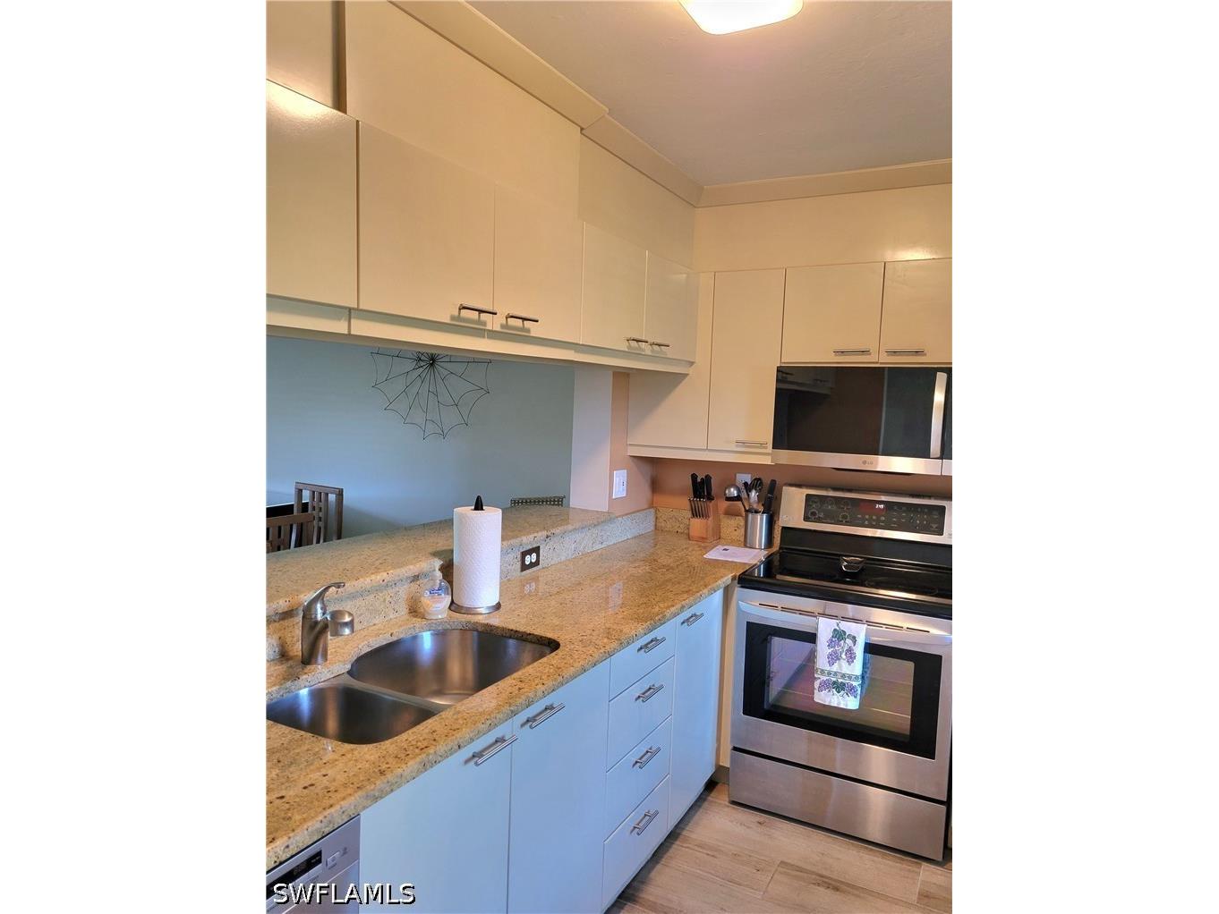 1001 Eastham Way #106 Naples FL 34104 226022358 image9