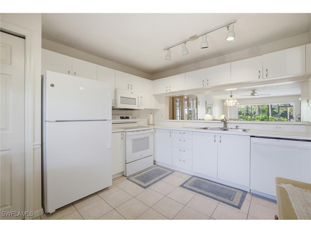 1001 Eastham Way #C102 Naples FL 34104 226003184 image12