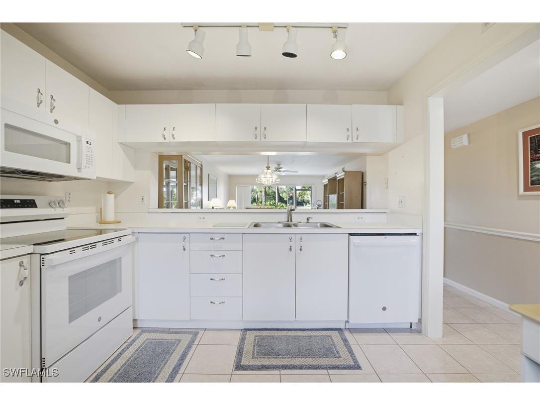 1001 Eastham Way #C102 Naples FL 34104 226003184 image13