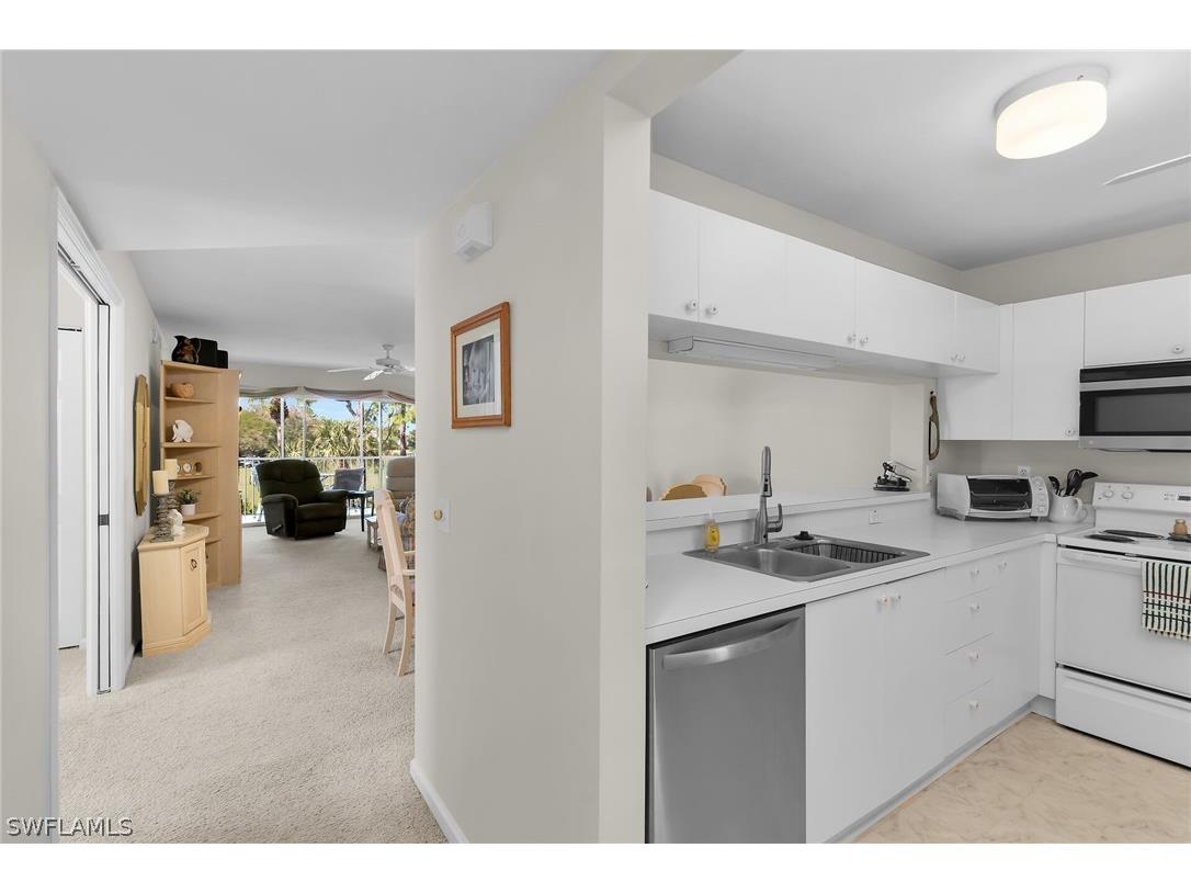 1001 Eastham Way #C201 Naples FL 34104 226006589 image5