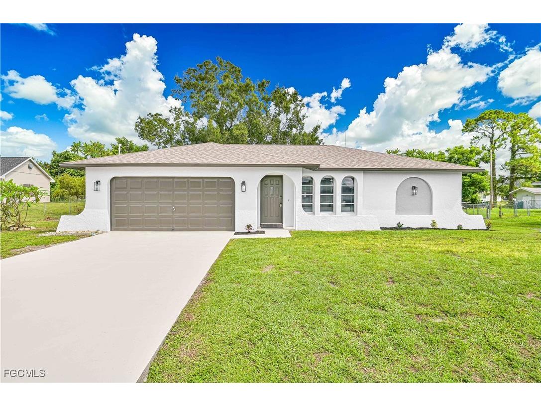 1001 Monroe Drive Lehigh Acres FL 33936 2025005550 image1