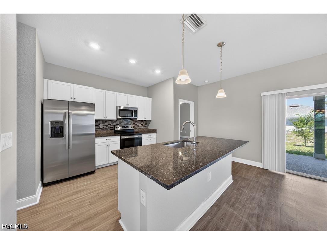 1001 NE 35th Lane Cape Coral FL 33909 2026013876 image9