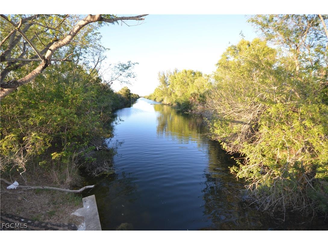 1001 NE 5th Place Cape Coral FL 33909 2026012450 image2