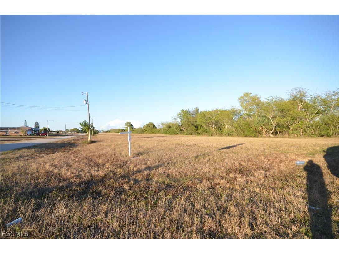 1001 NE 5th Place Cape Coral FL 33909 2026012450 image7