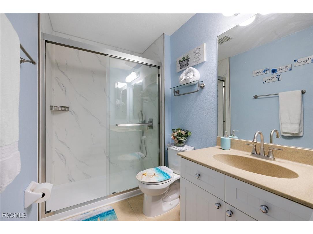 1001 NE 6th Avenue Cape Coral FL 33909 2025002809 image12