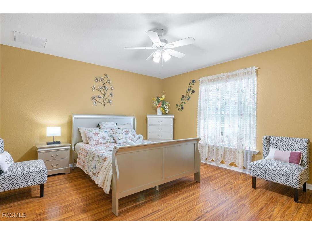 1001 NE 6th Avenue Cape Coral FL 33909 2025002809 image7