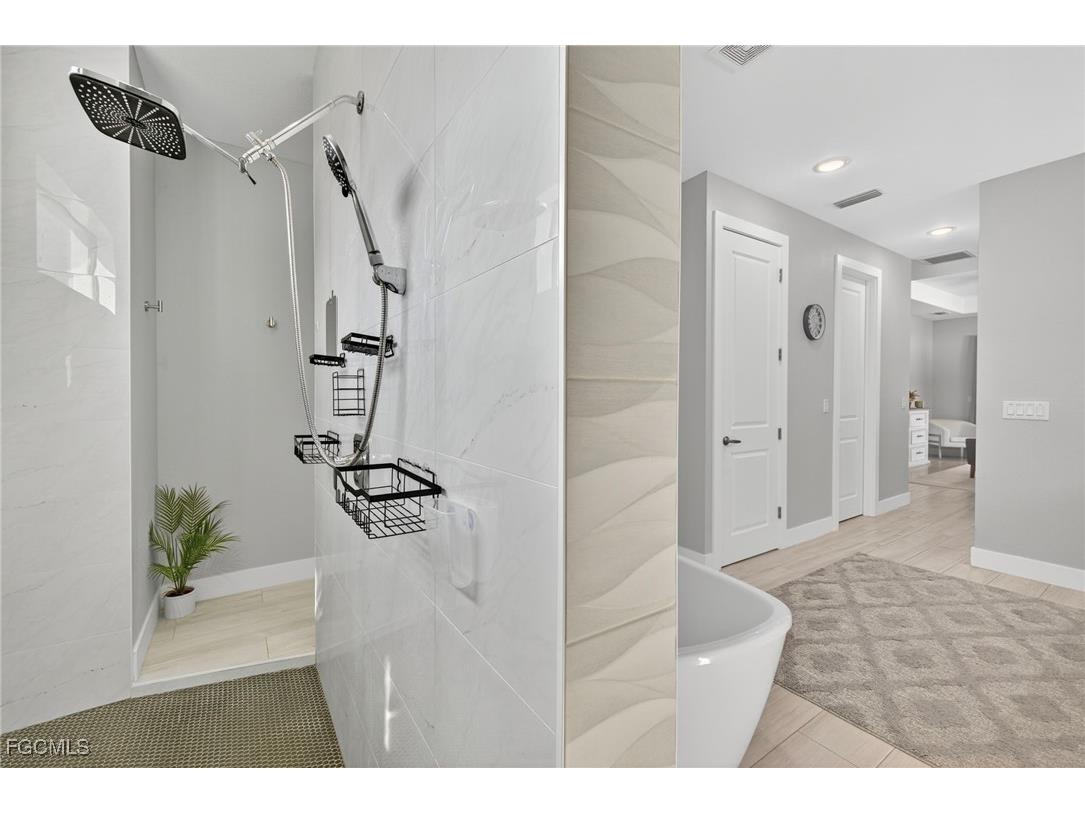 1001 SW 37th Street Cape Coral FL 33914 2025014771 image24