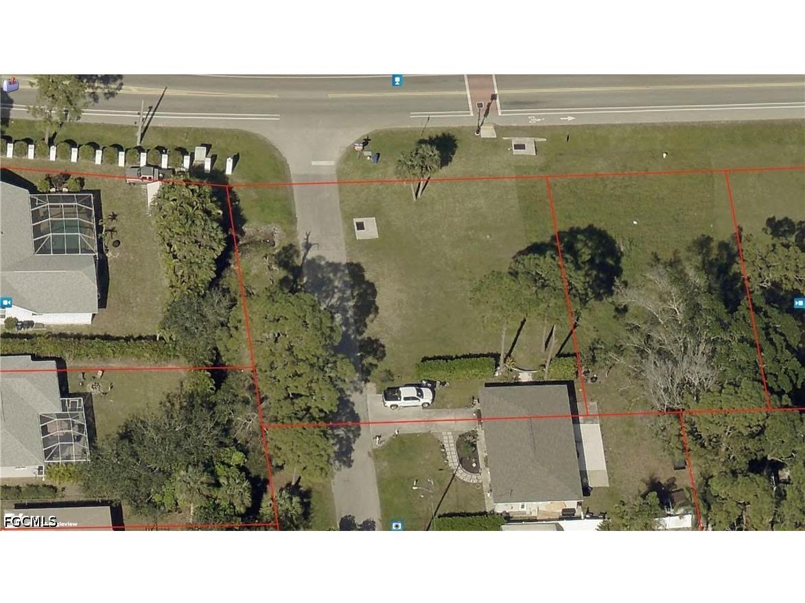 10010 W Terry Street Bonita Springs FL 34135 2026016935 image1