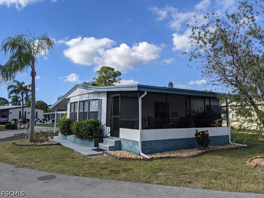 10011 Merion Court North Fort Myers FL 33903 2026025459 image2