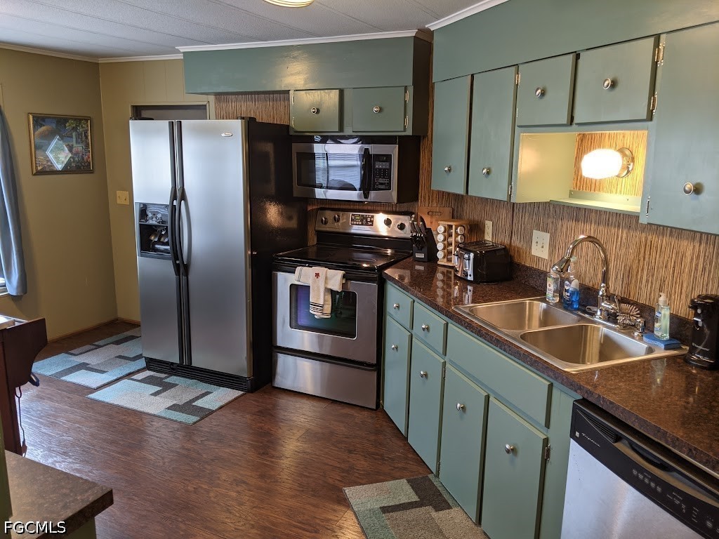 10011 Merion Court North Fort Myers FL 33903 2026025459 image3