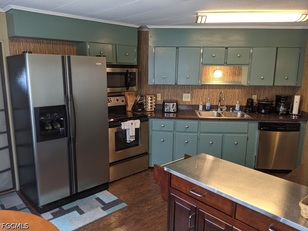 10011 Merion Court North Fort Myers FL 33903 2026025459 image4