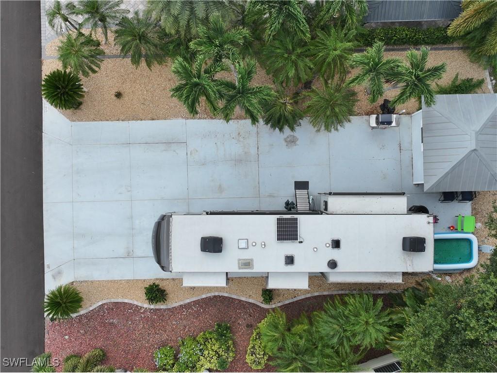 10011 Parkwood Drive Fort Myers FL 33905 224069596 image1